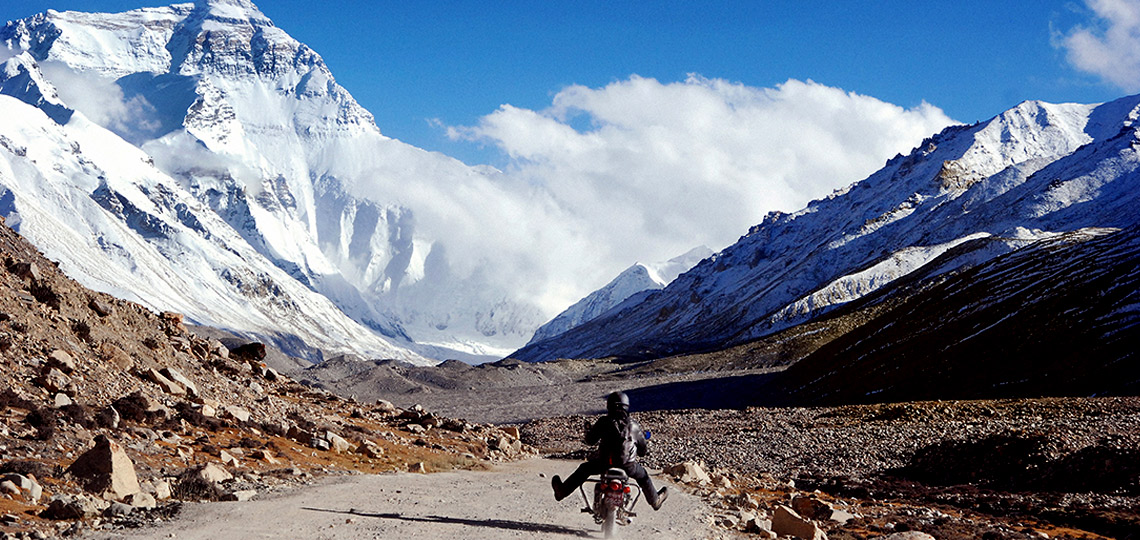 Scenic Ride During Lhasa Kathmandu Motorbike Tour 