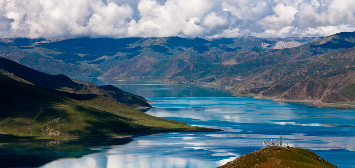 Scenic Yamdrok Lake Tibet 