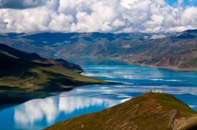 Lhasa and Yamdrok Lake Tour